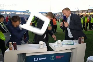 Fotbalový fanoušek kopl do židle a zranil moderátora ČT. Hrozí mu až tříletý trest - Novinky